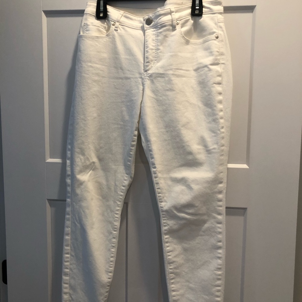 Fringed bottom White jeans